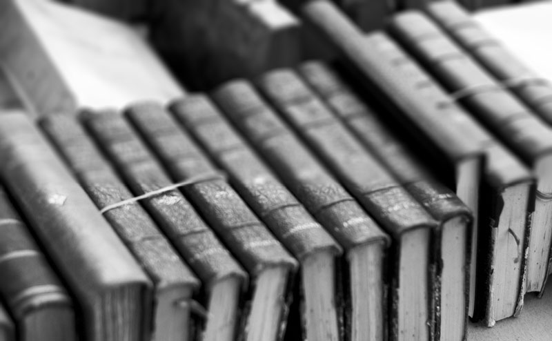 Image /cambridge/benjonson/static/assets/images/jonson/landing-bibliography.jpg requires alt text.