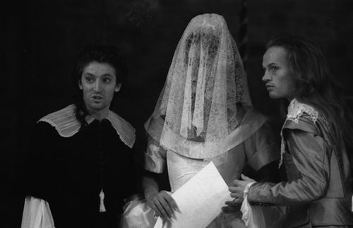 Epicene, 1989 (dir. Danny Boyle) Peter Hamilton Dyer (Dauphine), John Hannah (Epicene), and Jared Harris (Clerimont). Joe Cocks Studio Collection © Shakespeare Birthplace Trust.