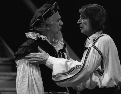 The New Inn, 1987 (dir. John Caird) Joseph O’Conner (Host), and John Carlisle (Lovel). Joe Cocks Studio Collection © Shakespeare Birthplace Trust.