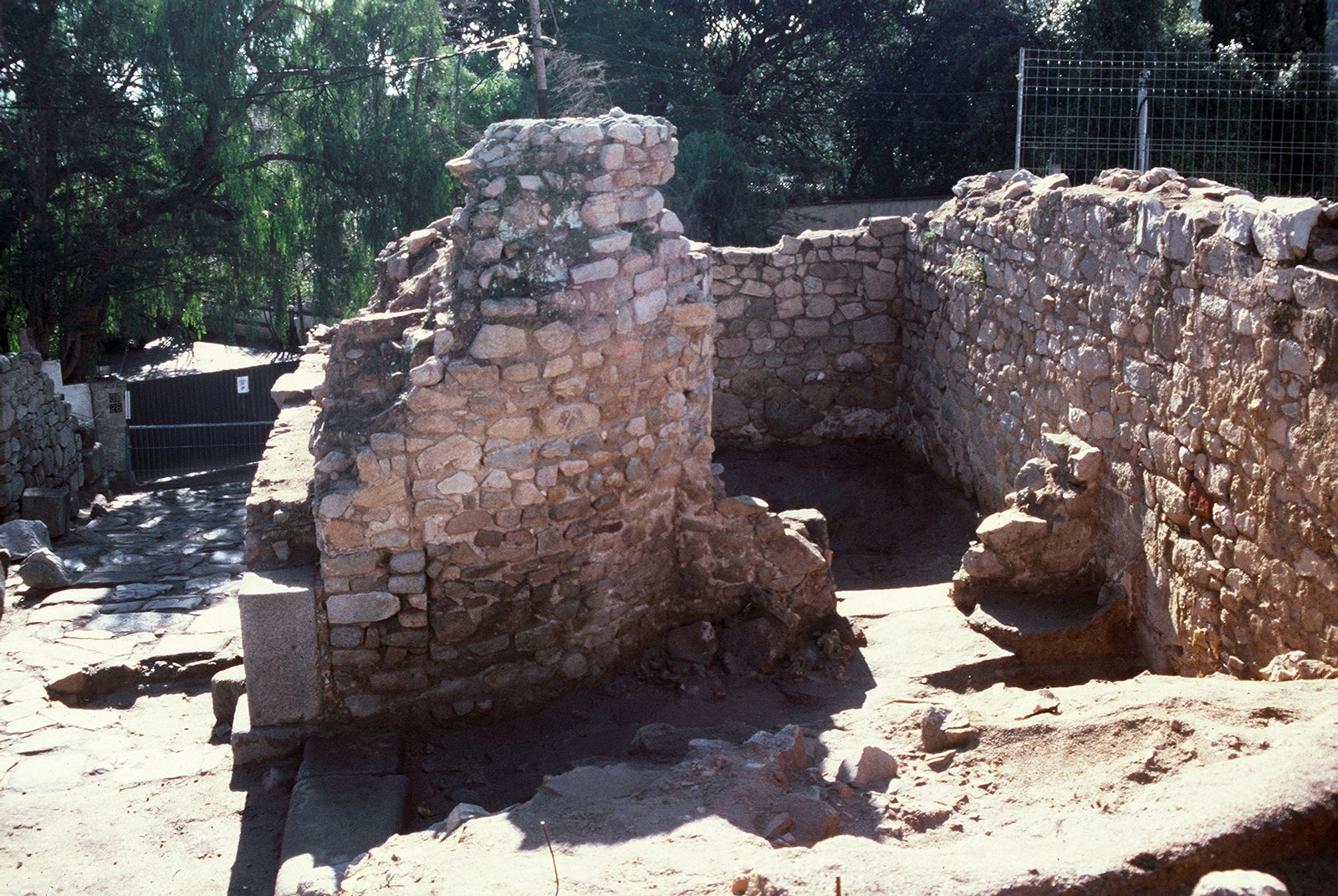 Can Modolell picture of column